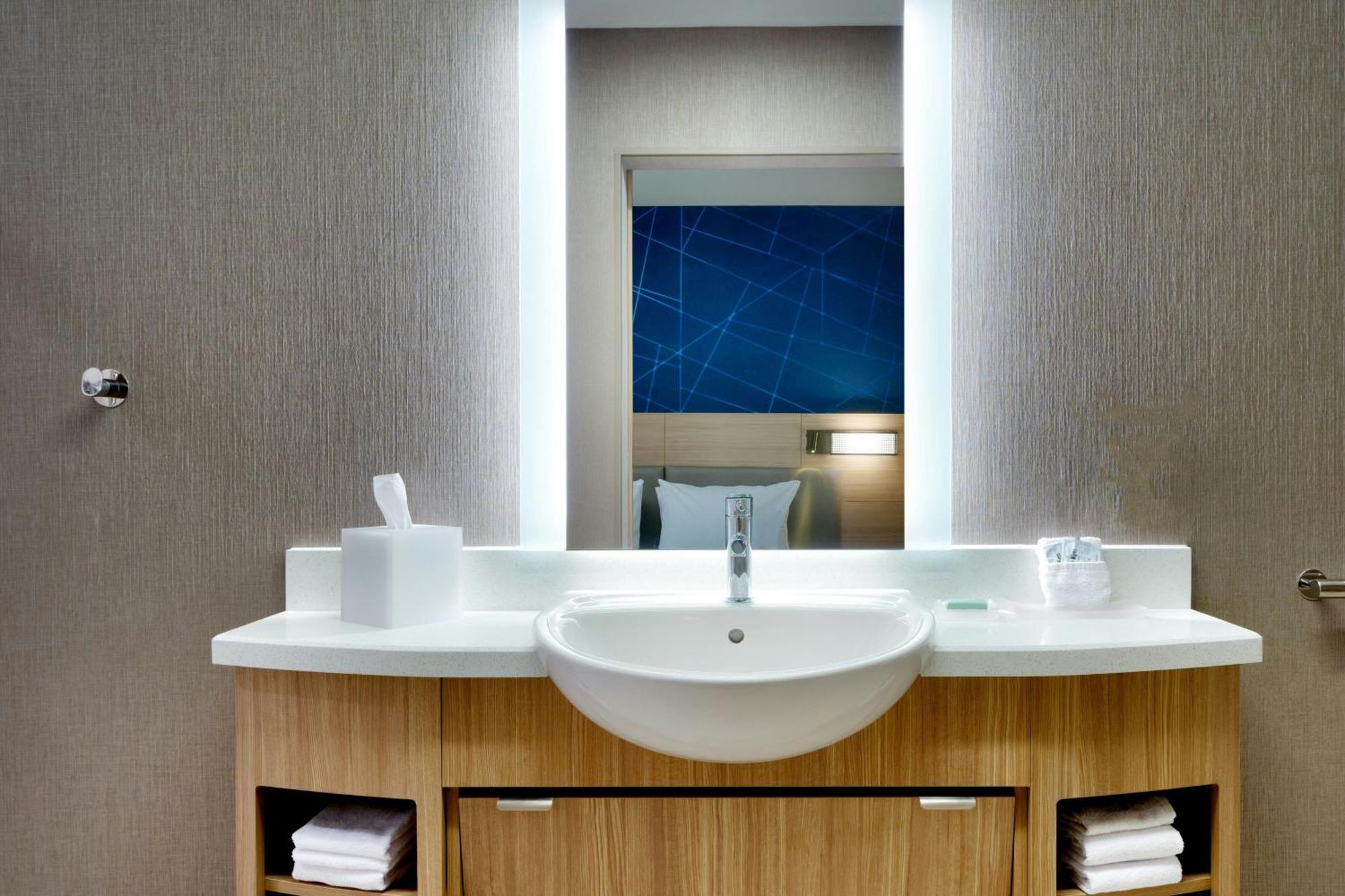 Springhill Suites By Marriott كوتنوود المظهر الخارجي الصورة
