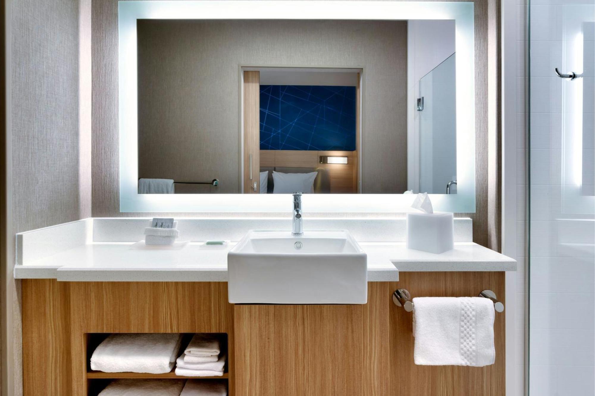 Springhill Suites By Marriott كوتنوود المظهر الخارجي الصورة